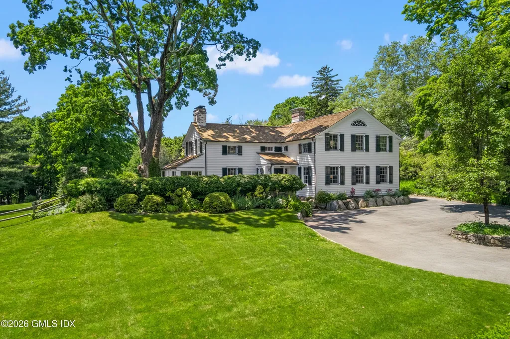 456 Round Hill Road Greenwich CT 06831