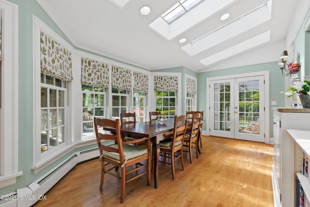 456 Round Hill Road Greenwich CT 06831