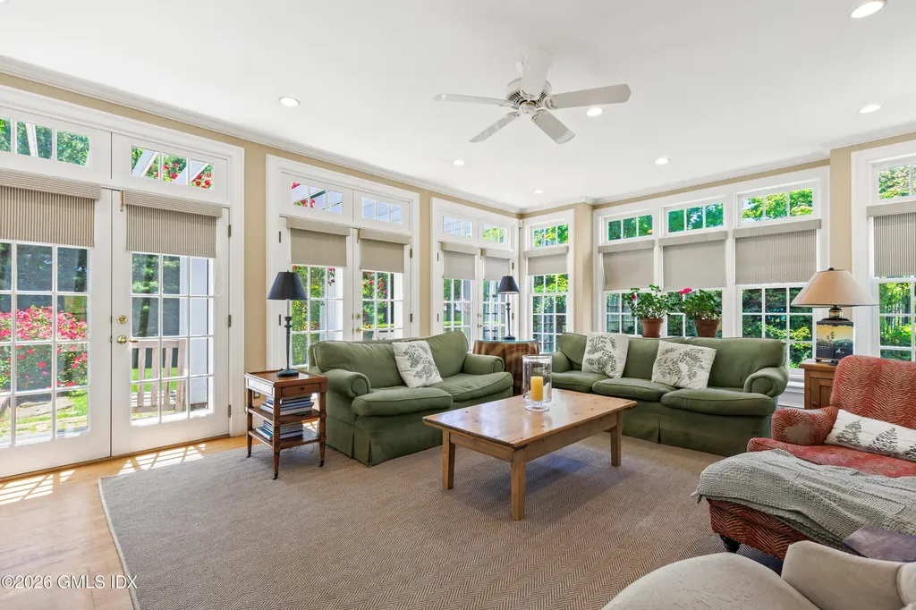 456 Round Hill Road Greenwich CT 06831