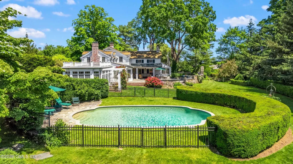 456 Round Hill Road Greenwich CT 06831