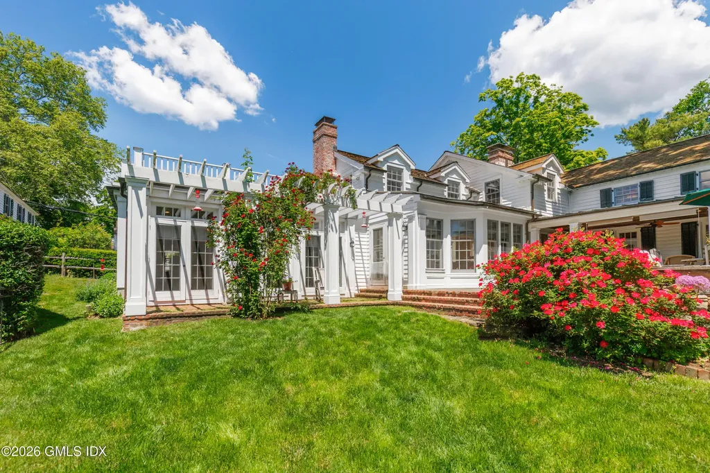 456 Round Hill Road Greenwich CT 06831