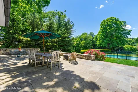 456 Round Hill Road Greenwich CT 06831