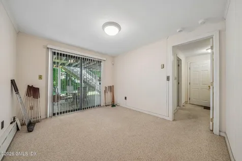 11 Stuart Drive Old Greenwich CT 06870
