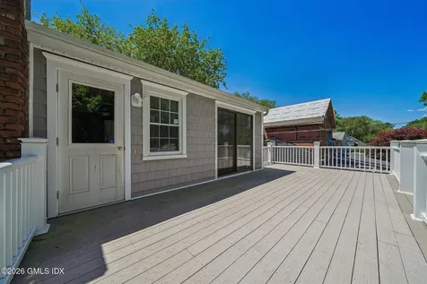 11 Stuart Drive Old Greenwich CT 06870