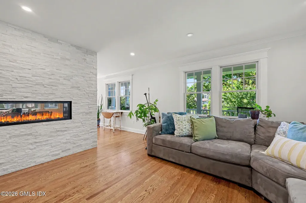 5 Grant Avenue Old Greenwich CT 06870