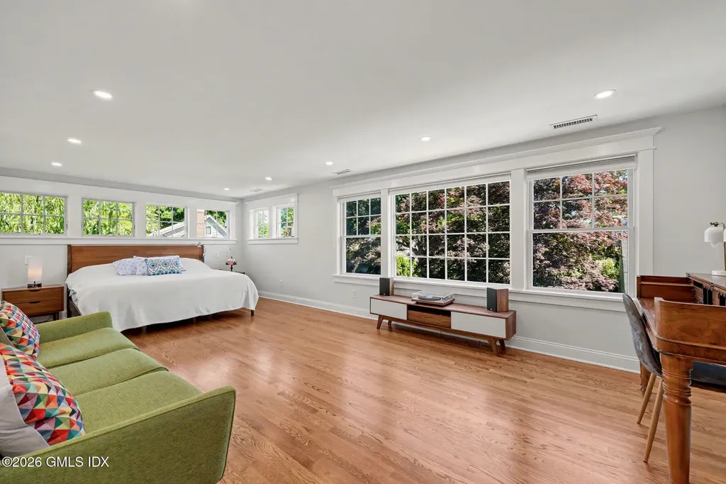 5 Grant Avenue Old Greenwich CT 06870