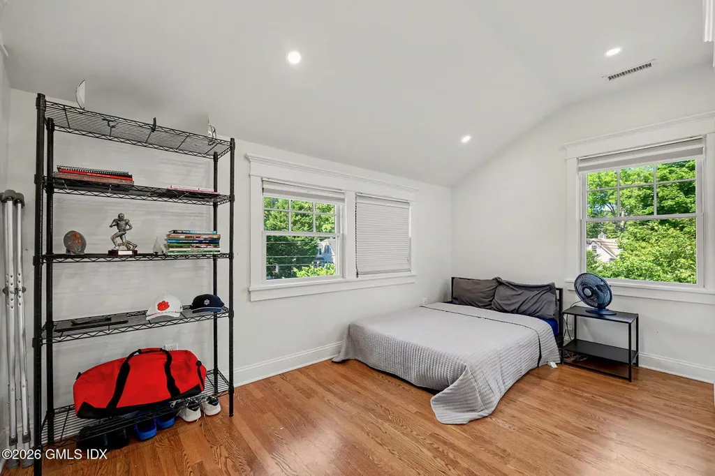 5 Grant Avenue Old Greenwich CT 06870