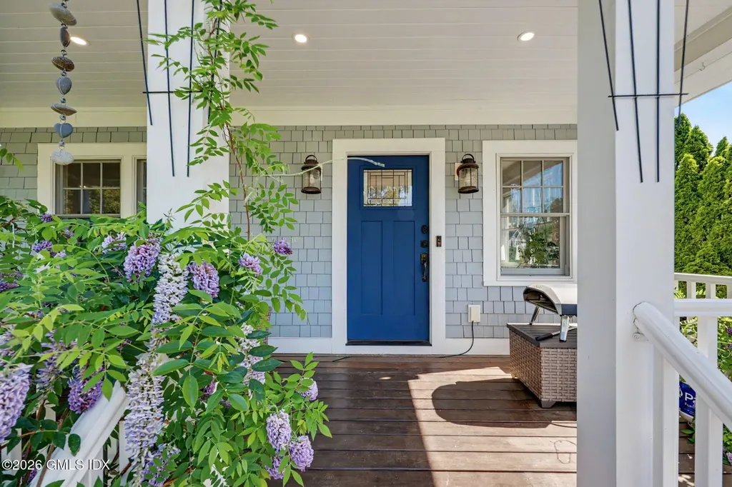 5 Grant Avenue Old Greenwich CT 06870