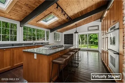 424 Cognewaugh Road Cos Cob CT 06807