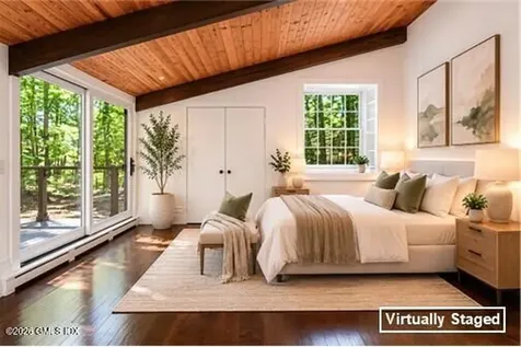 424 Cognewaugh Road Cos Cob CT 06807