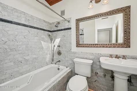 424 Cognewaugh Road Cos Cob CT 06807