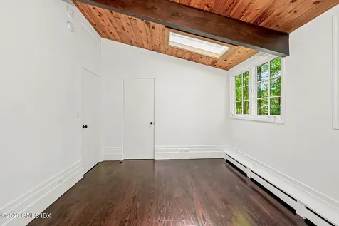 424 Cognewaugh Road Cos Cob CT 06807
