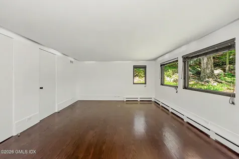 424 Cognewaugh Road Cos Cob CT 06807