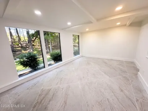 424 Cognewaugh Road Cos Cob CT 06807