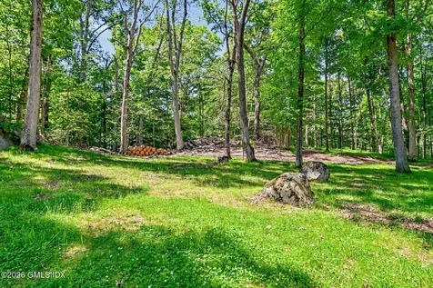 424 Cognewaugh Road Cos Cob CT 06807