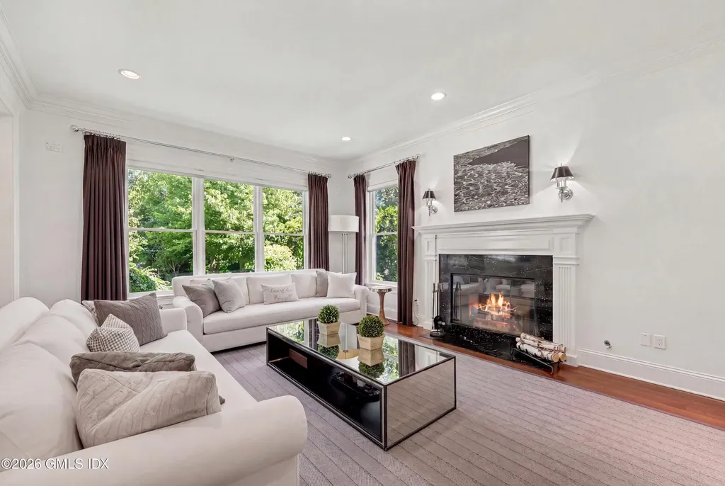 26 Circle Drive Greenwich CT 06830