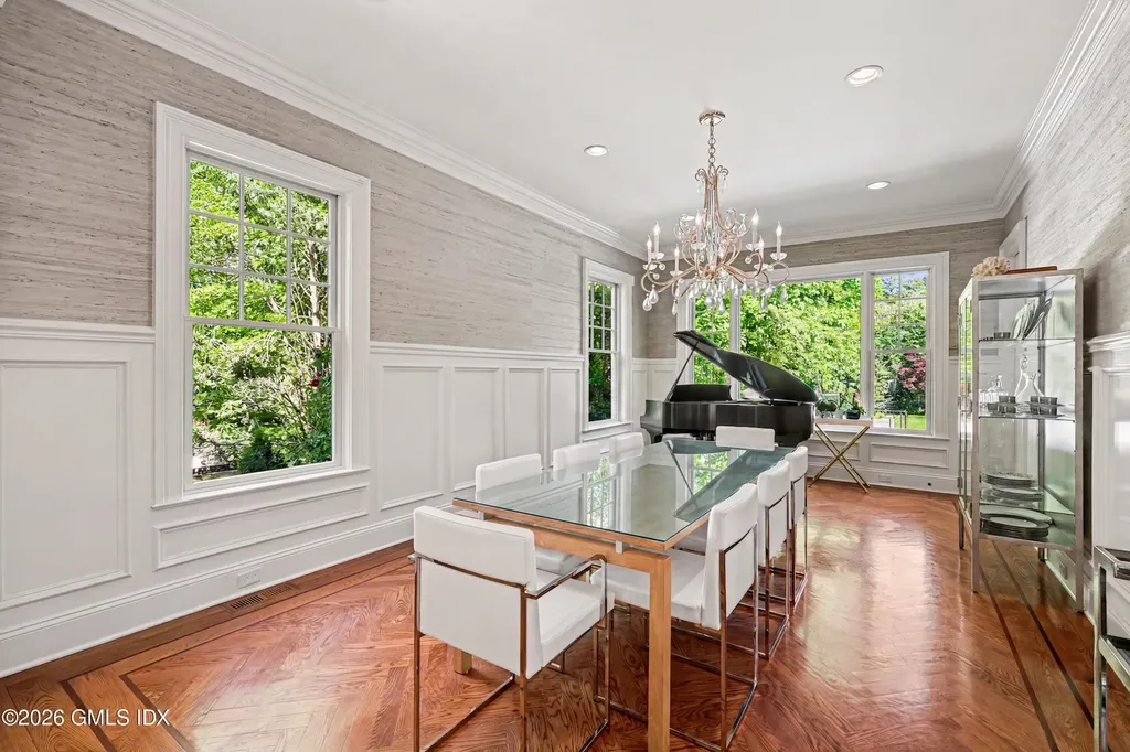 26 Circle Drive Greenwich CT 06830