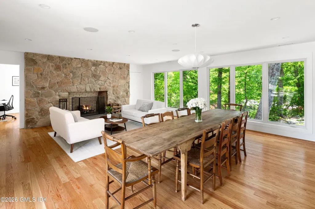 198 Woodchuck Road Stamford CT 06903