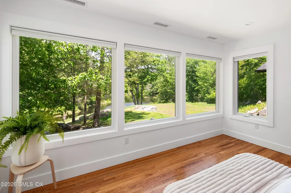 198 Woodchuck Road Stamford CT 06903