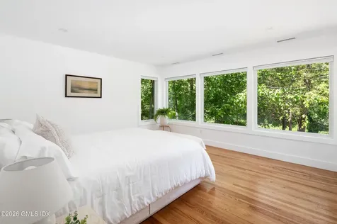 198 Woodchuck Road Stamford CT 06903