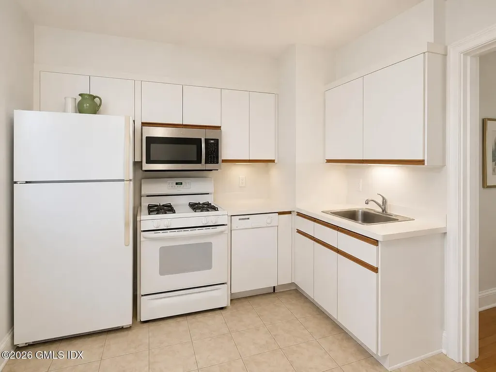 169 Mason Street Greenwich CT 06830