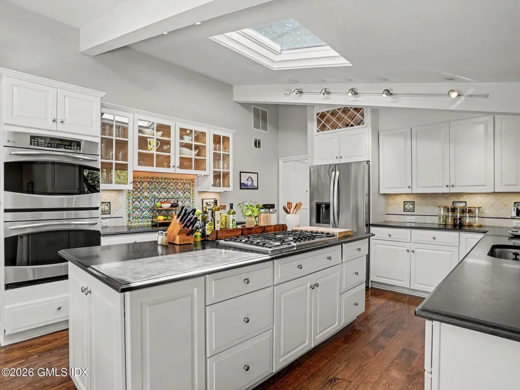 12 Bailiwick Road Greenwich CT 06831