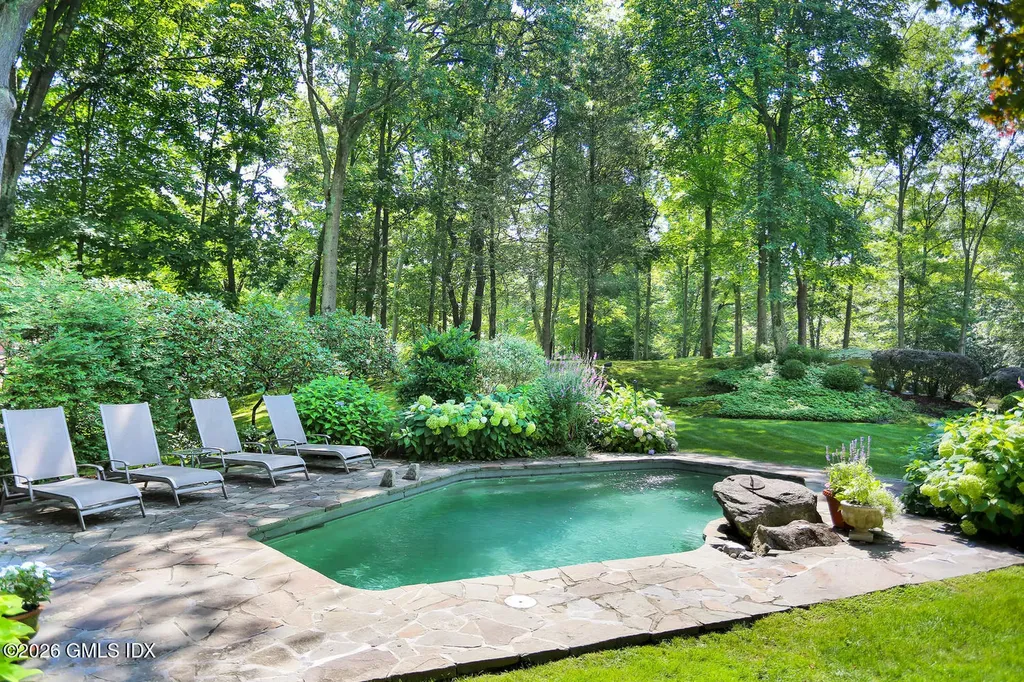 12 Bailiwick Road Greenwich CT 06831