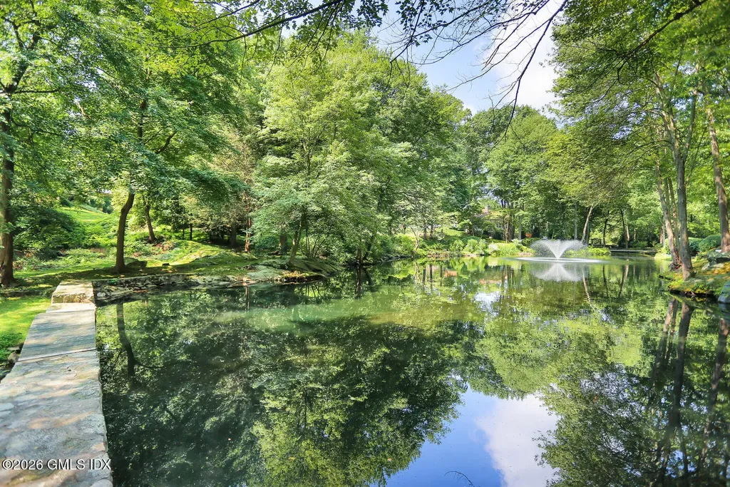 12 Bailiwick Road Greenwich CT 06831