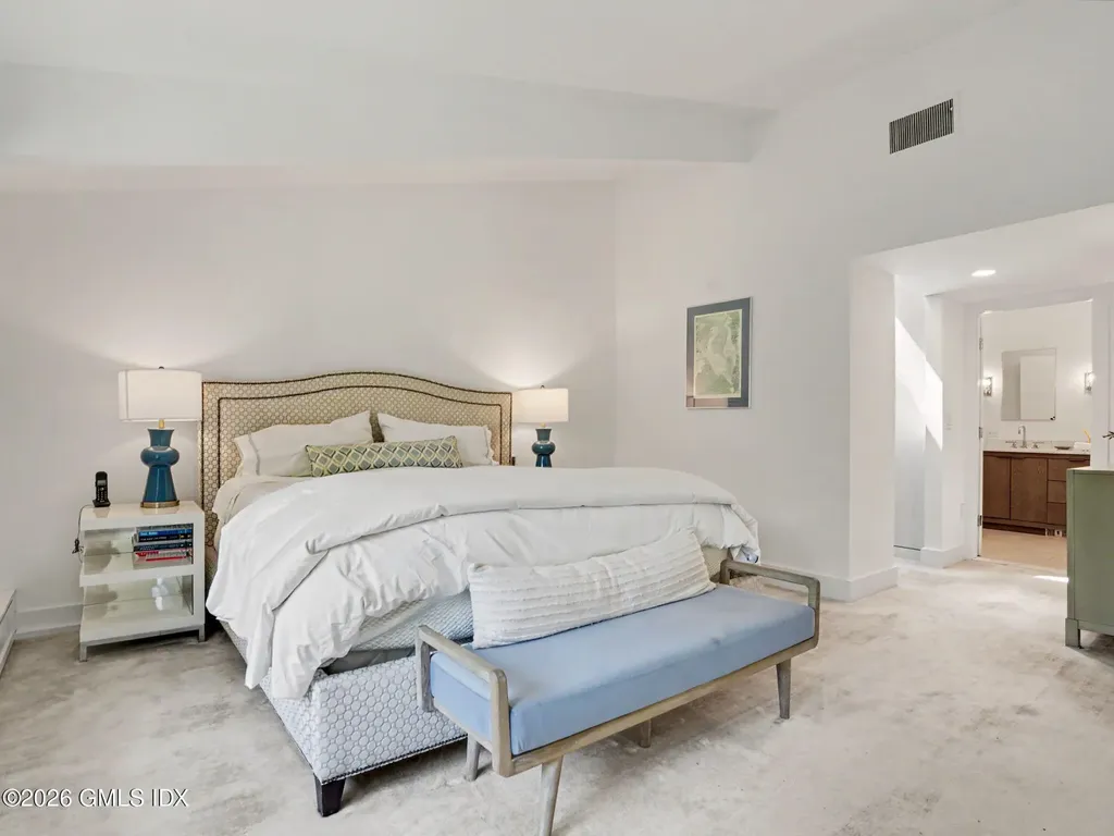 12 Bailiwick Road Greenwich CT 06831