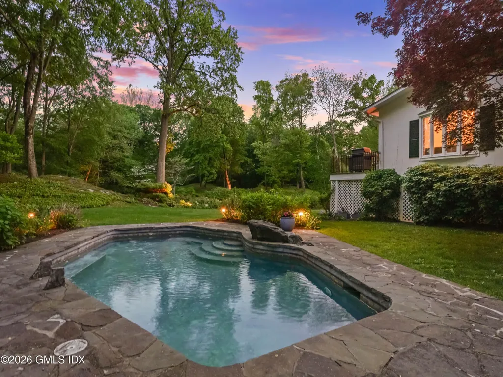 12 Bailiwick Road Greenwich CT 06831