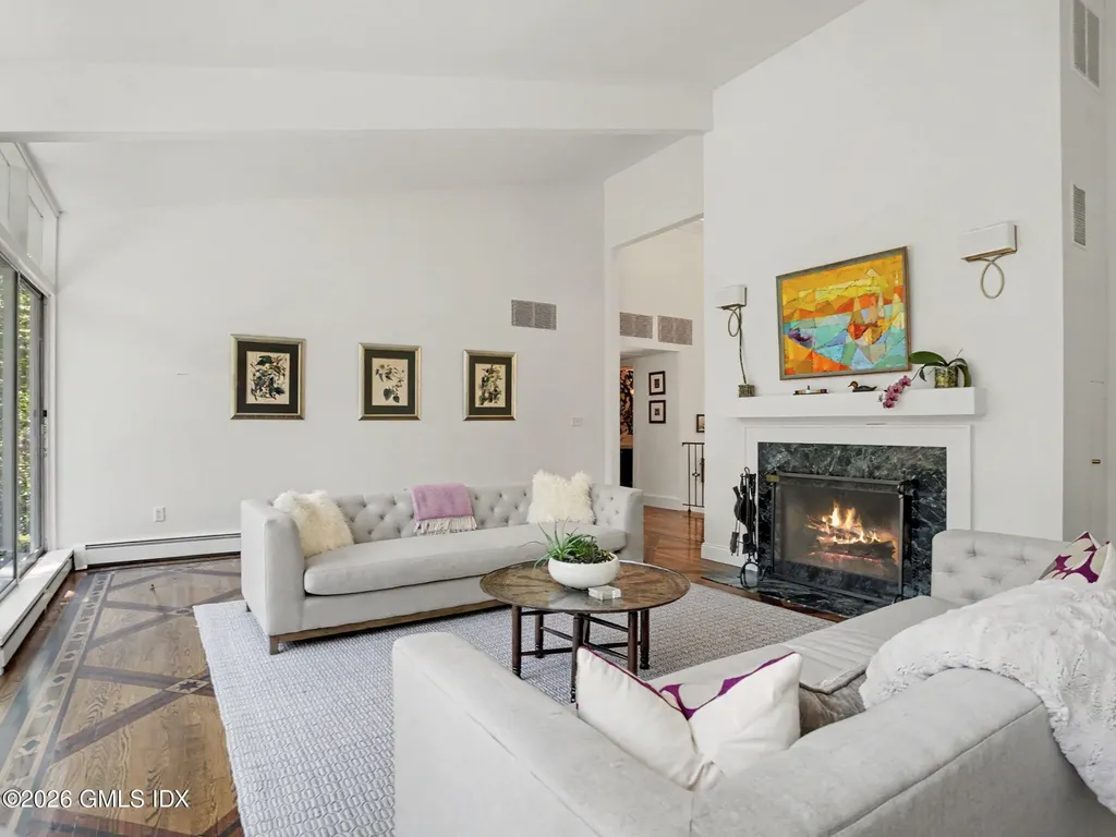 12 Bailiwick Road Greenwich CT 06831