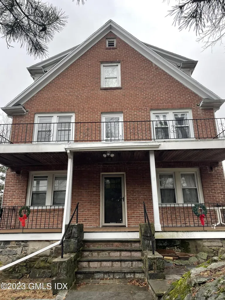 60 Weaver Street Greenwich CT 06831