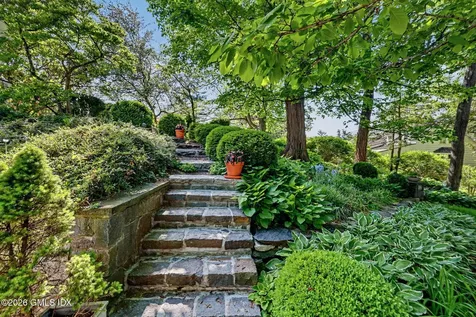 208 Bedford Road Greenwich CT 06831