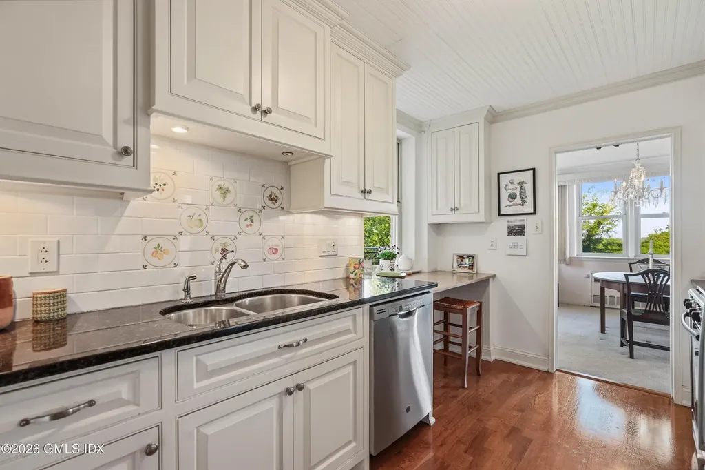 2 Putnam Hill Greenwich CT 06830