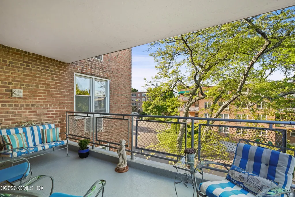 2 Putnam Hill Greenwich CT 06830