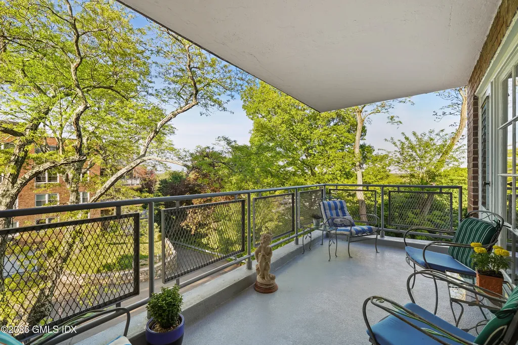 2 Putnam Hill Greenwich CT 06830