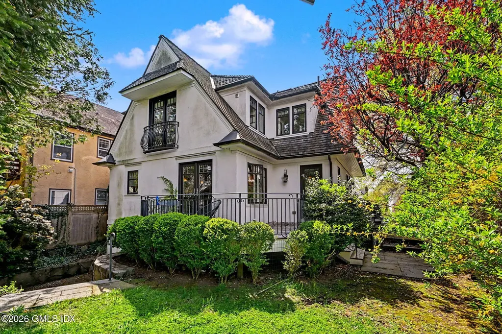 23 Byram Terrace Drive Greenwich CT 06831