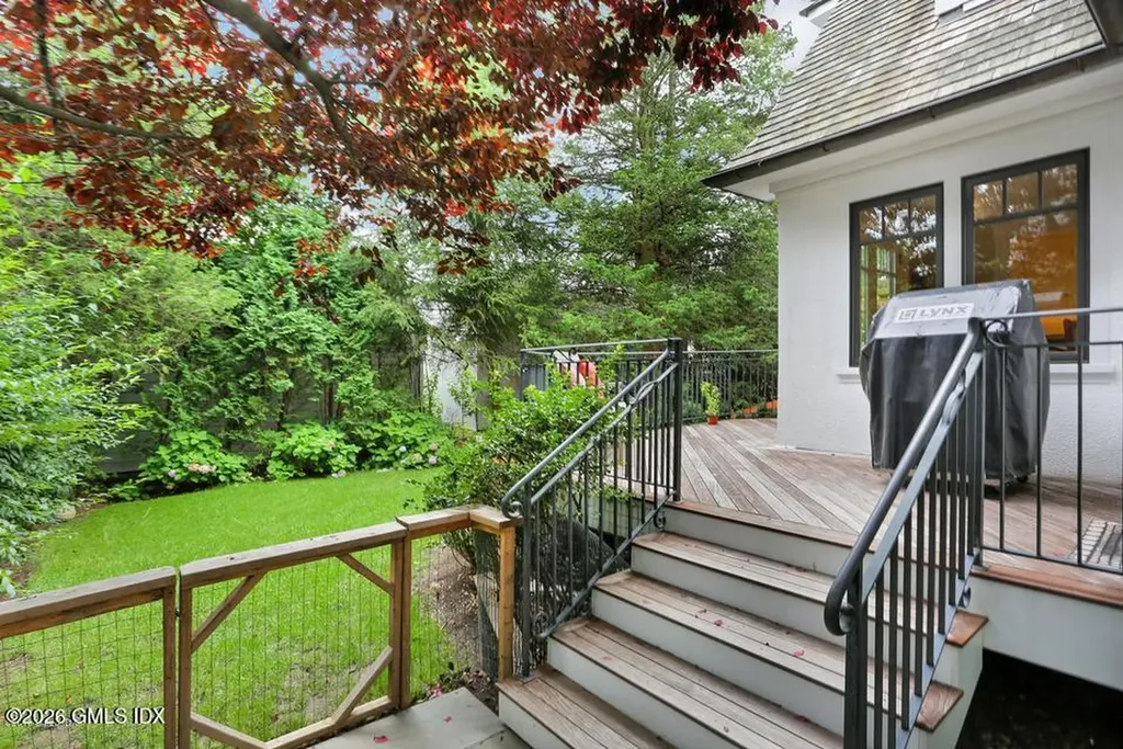 23 Byram Terrace Drive Greenwich CT 06831