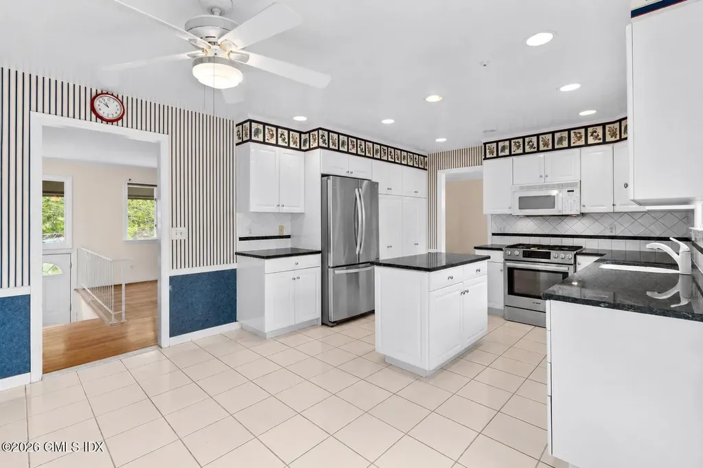 61 Angus Road North Greenwich CT 06831