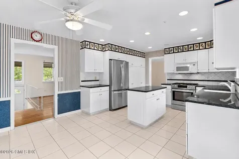 61 Angus Road North Greenwich CT 06831