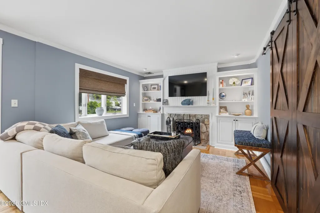38 Francis Lane Greenwich CT 06831
