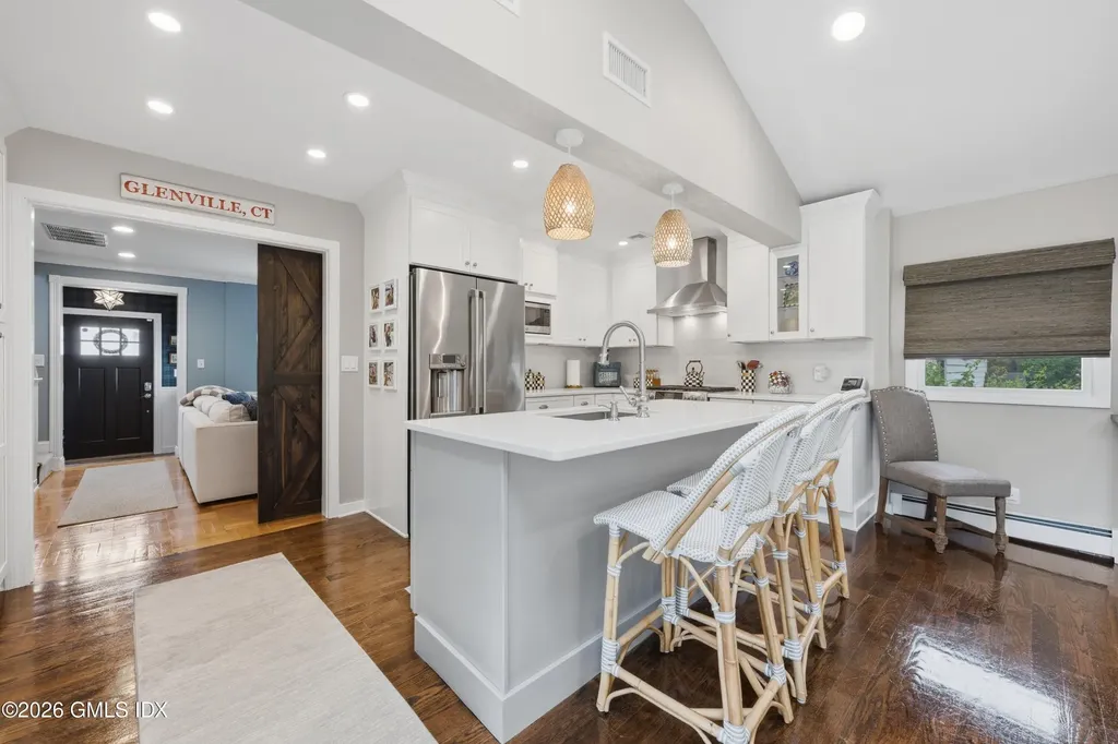 38 Francis Lane Greenwich CT 06831