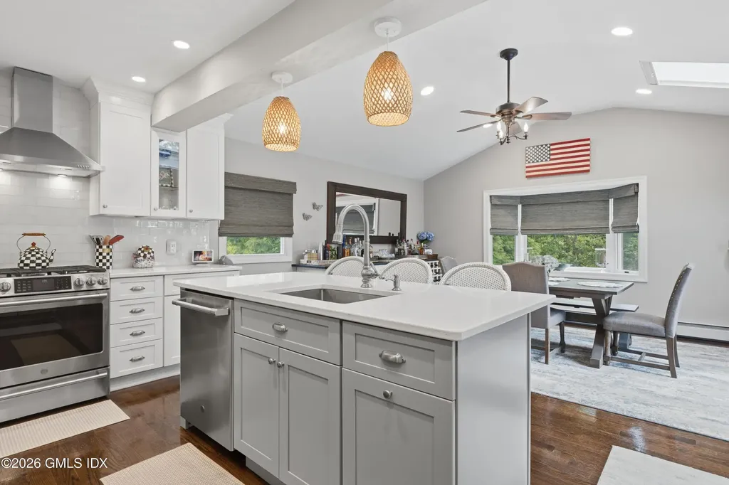 38 Francis Lane Greenwich CT 06831