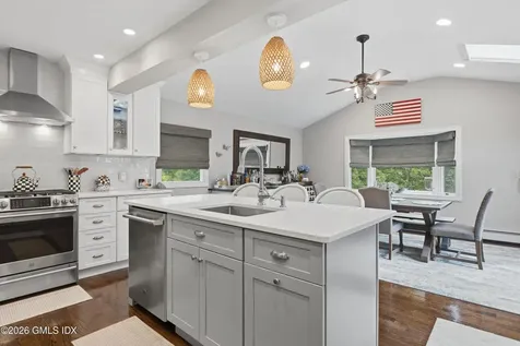38 Francis Lane Greenwich CT 06831