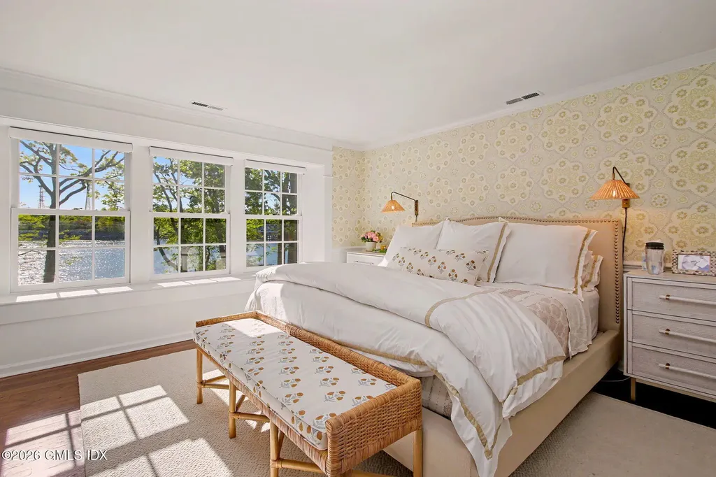 10 Newton Street Riverside CT 06878