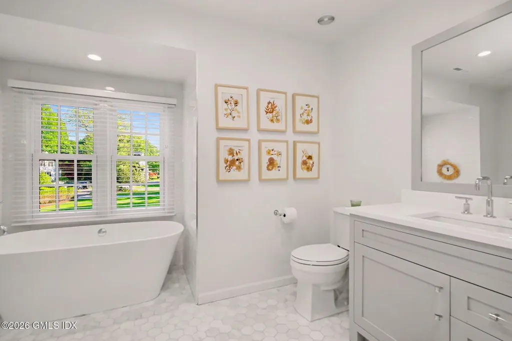 10 Newton Street Riverside CT 06878