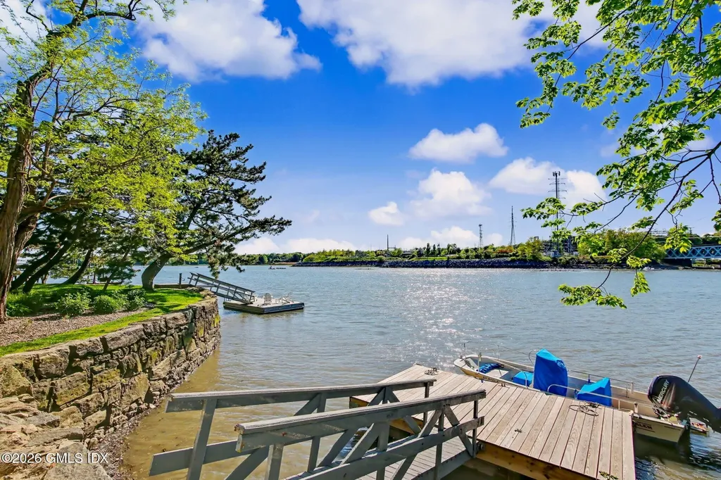 10 Newton Street Riverside CT 06878