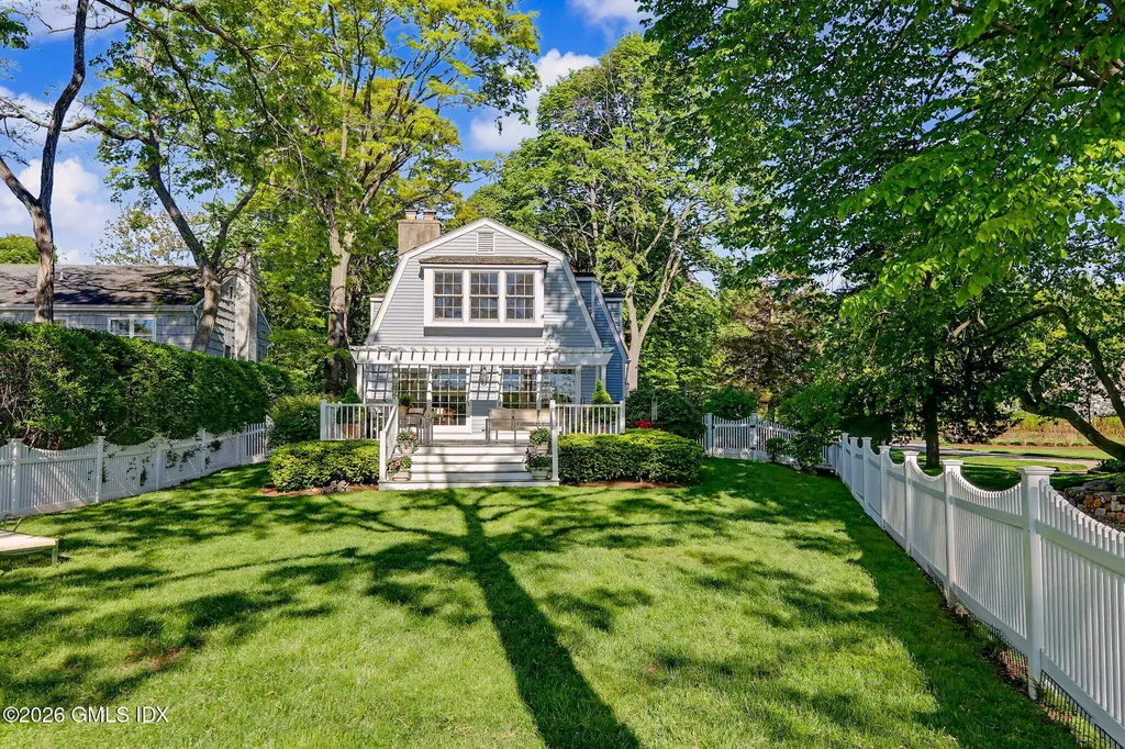 10 Newton Street Riverside CT 06878