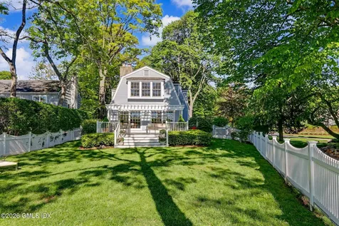 10 Newton Street Riverside CT 06878