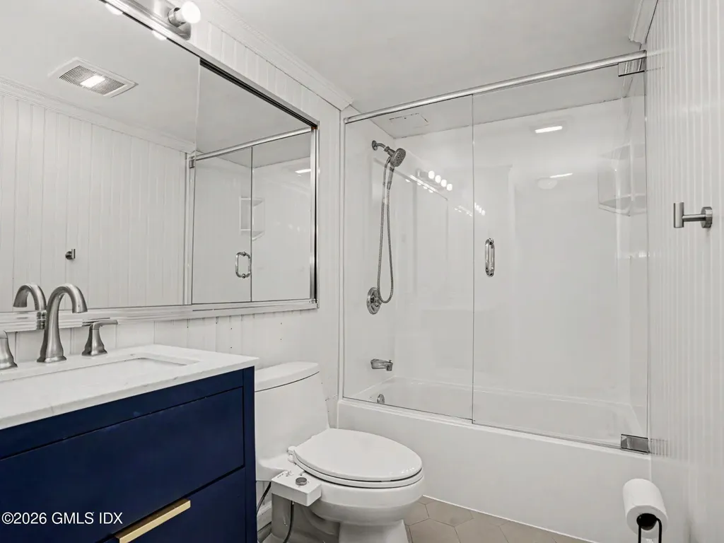1465 E Putnam Avenue Old Greenwich CT 06870